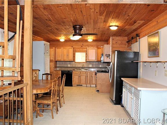 5th image of 112 Catamaran Dr