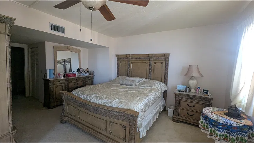 2 bed, 2.5 bath, 1982 sqft, $3,100 — Photo 4
