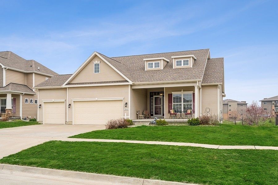 1st image of 7849 Beechtree Ln
