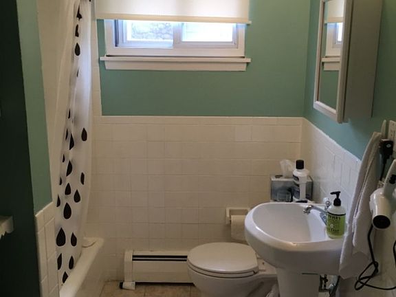 5th image of 550 Whitney Ave #6