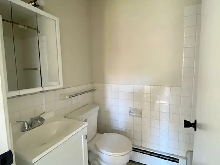 1220 Lore Ln — Photo 9