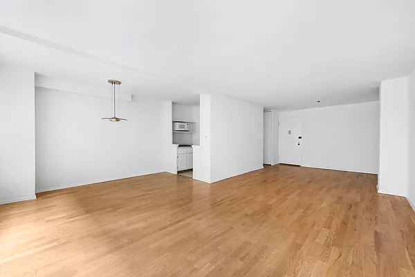 Sold by Compass | media 10