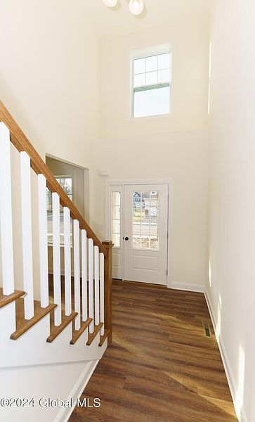 5th image of 10 Appleton Street