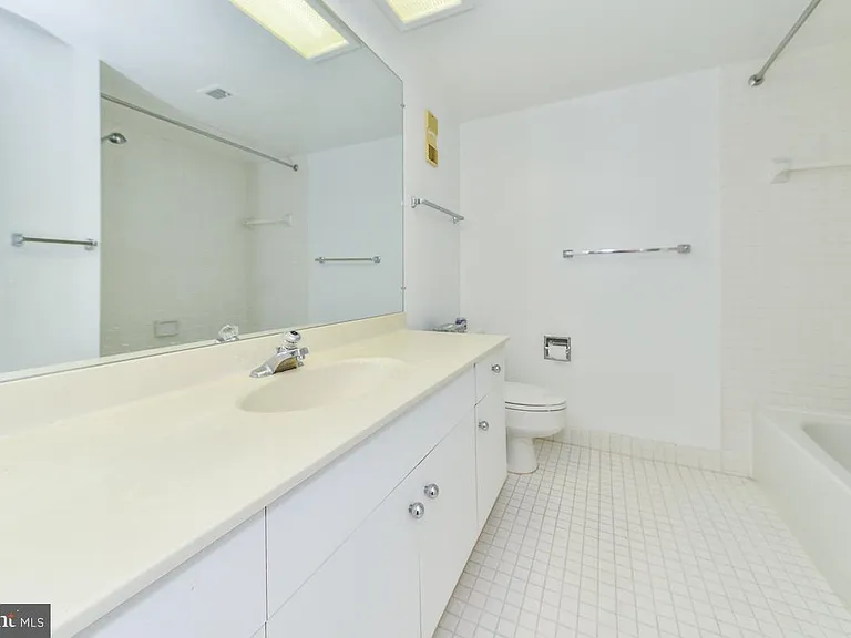 1016 S Wayne St #408 — Photo 10