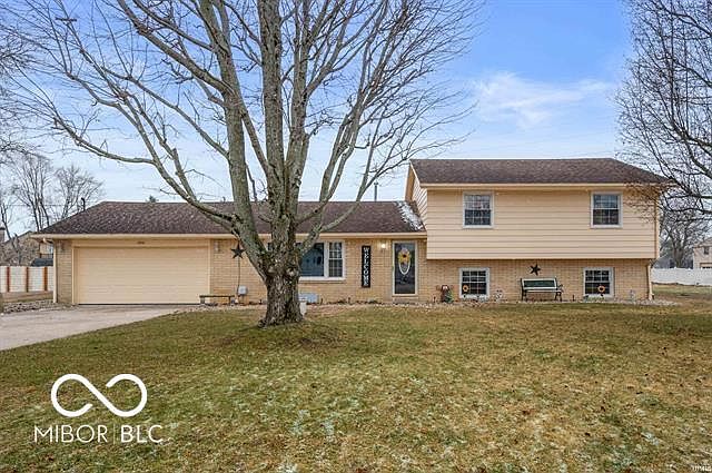 1st image of 4705 W Shirley Ln