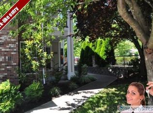 1280 NE Horizon Loop UNIT 403, Hillsboro, OR 97124