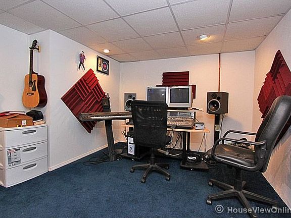 Sound room