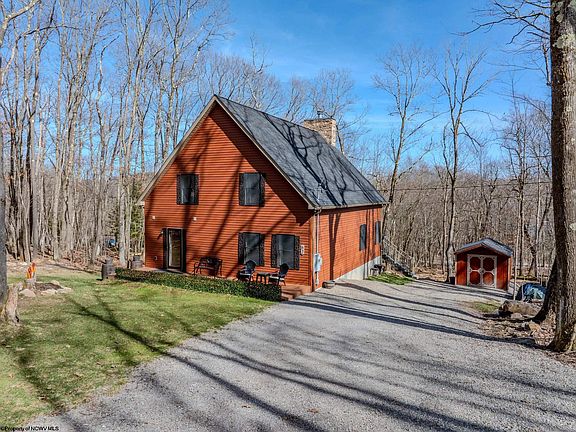 4th image of 62 Oak Dr