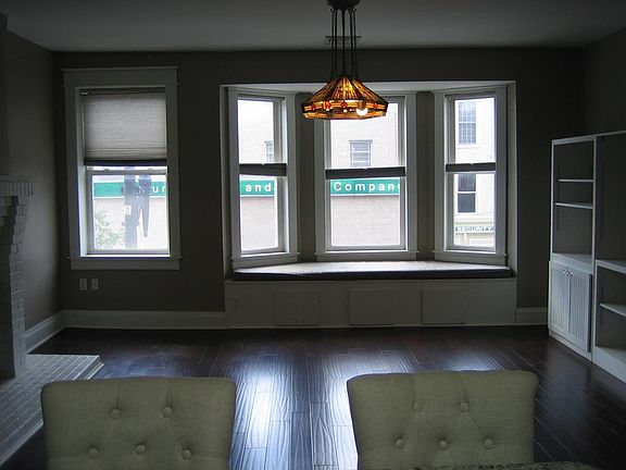 5th image of 130 Market St