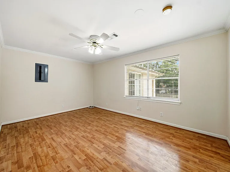 11730 Denise Dr — Photo 17
