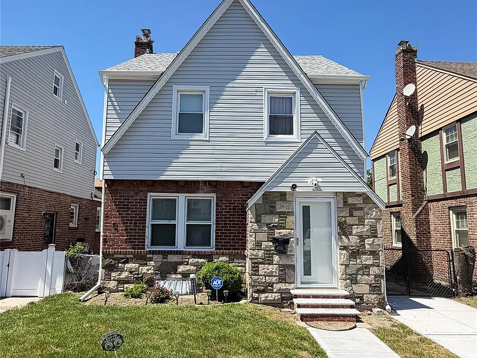 176-65 132nd Ave