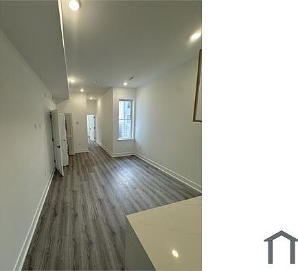 4th image of 3861 Fairmount Ave #2