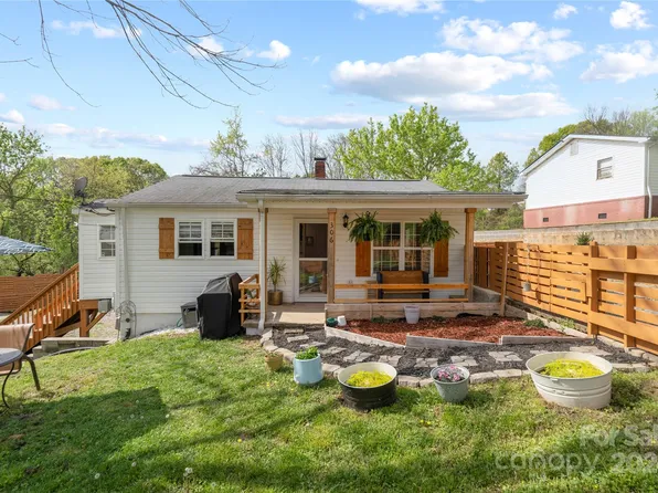 306 Hilltop Ave SW, Concord, NC 28025