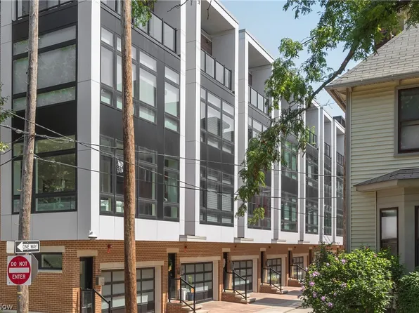 3114 Vine Court, Cleveland, OH 44113