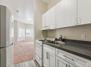 2070 University Avenue, Berkeley, CA 94704
