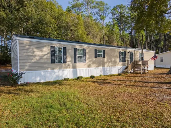 60 Bowen Rd, Tifton, GA 31794
