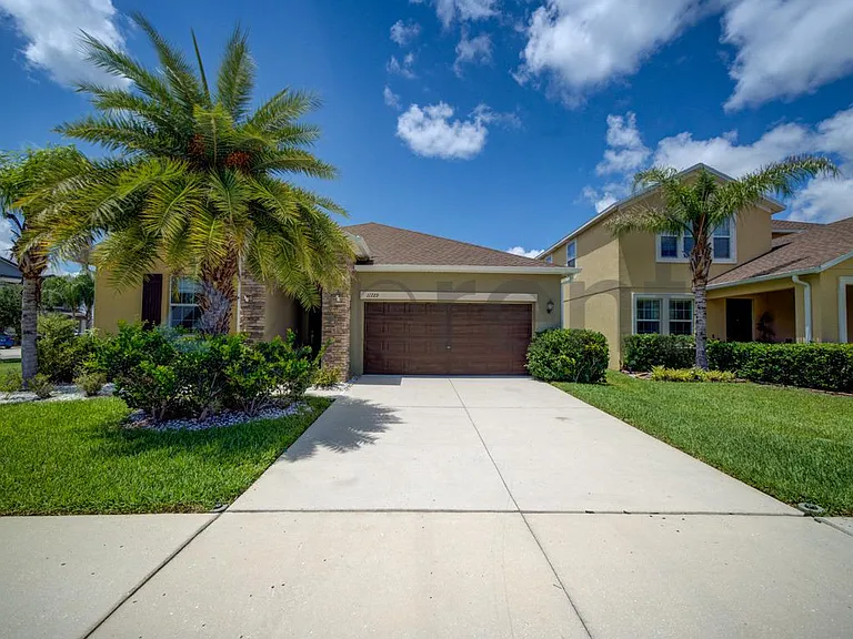 11729 Winterset Cove Dr — Photo 2