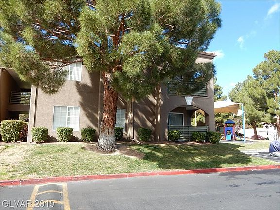 2nd image of 2121 Blue Breeze Dr Unit 104