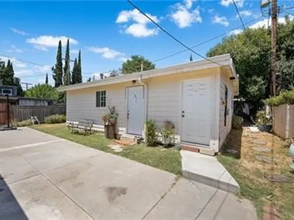 20009 Arminta St, Winnetka, CA 91306