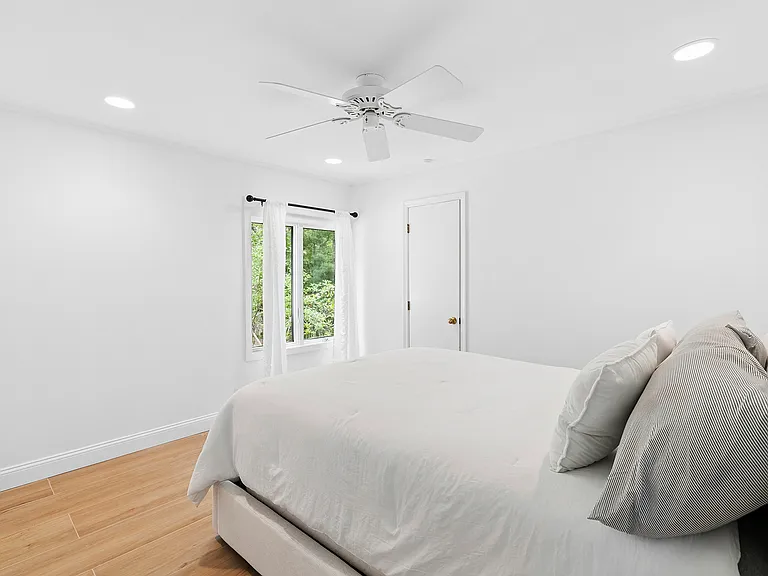 3 N Woods Ln — Photo 6