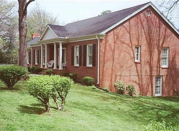 3rd image of 109 Watercress Dr