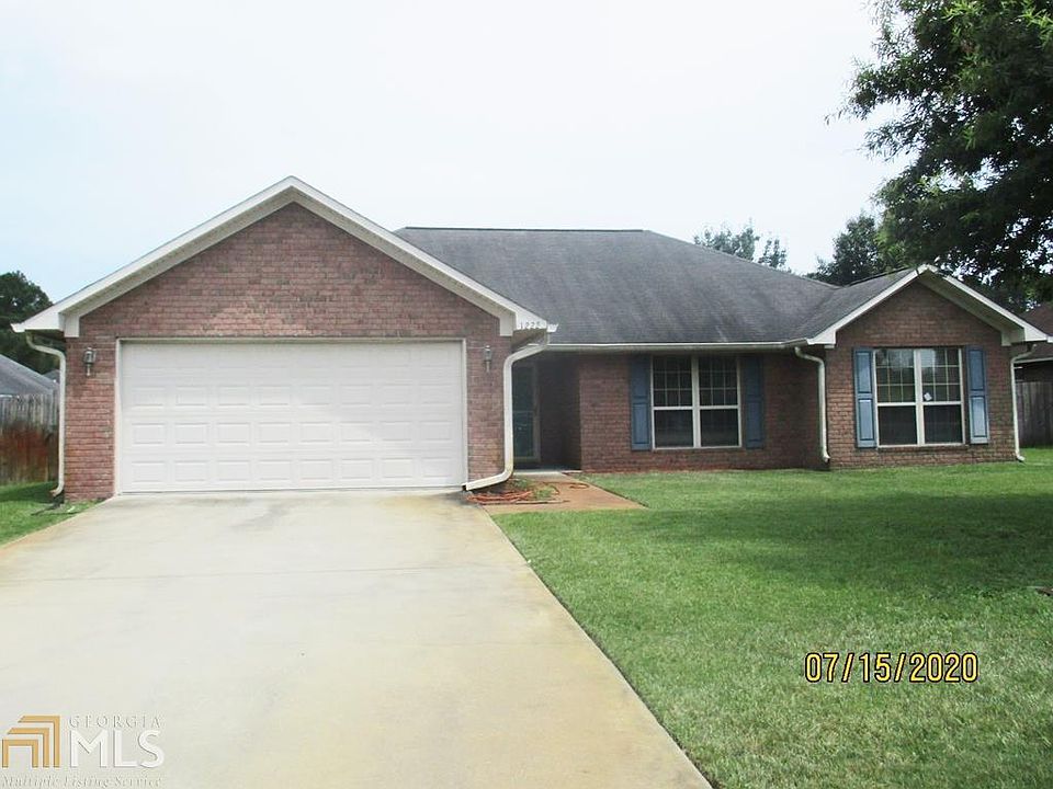 2nd image of 1222 Langston Ln