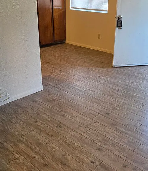 3411 Spring St — Photo 9