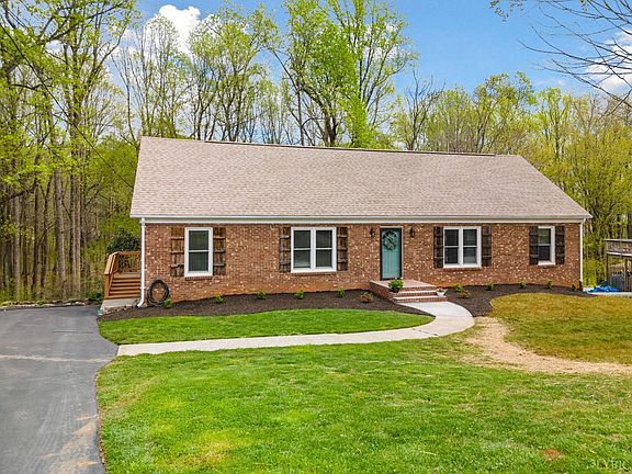 5th image of 217 Kirkley Cir