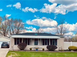 68 Joel Dr, Depew, NY 14043