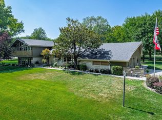 551 S West Shore Ln, Wichita, KS 67209