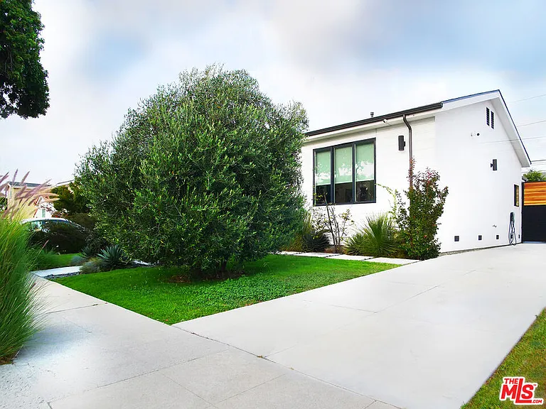 3744 Somerset Dr — Photo 26