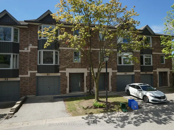 1548 Richmond St #31, London, ON N6G 4W7