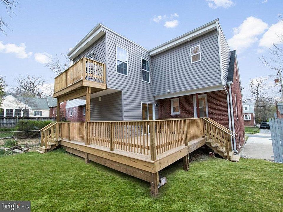 2nd image of 506 Forest Ln