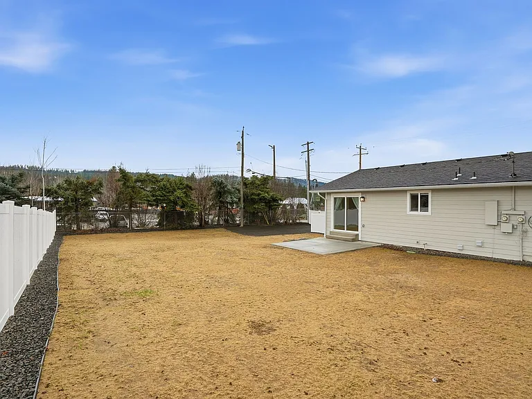 3440 N Huetter Rd #1 — Photo 22
