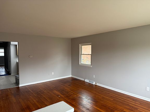 2nd image of 3534 Normandy Ave