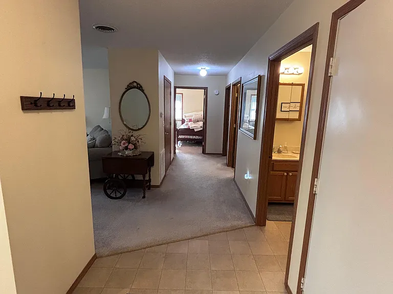 1103 Sandra Ct #A — Photo 2