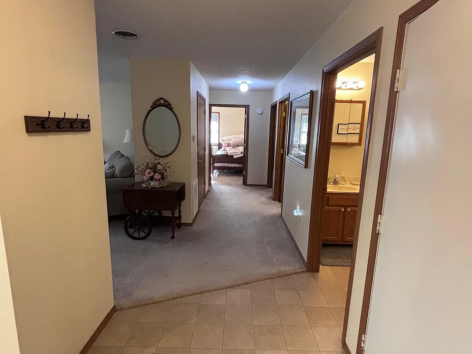 1103 Sandra Ct #B