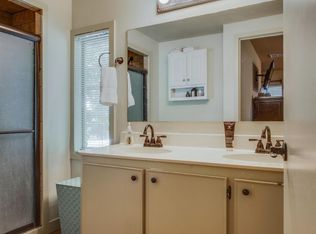 1304 Lyon St, Columbia, TN 38401