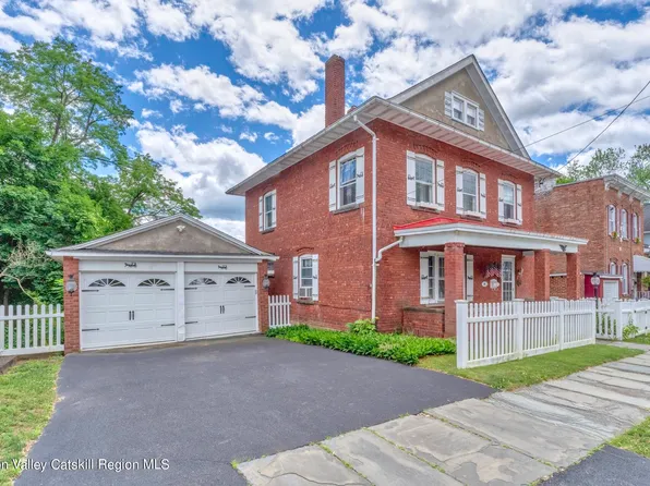 98 Spring Street, Kingston, NY 12401