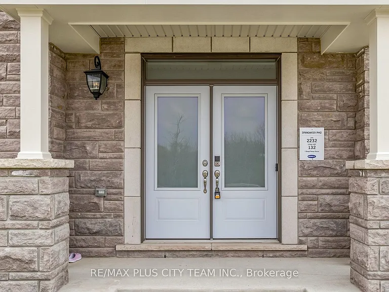 1 George Roman Ave — Photo 4