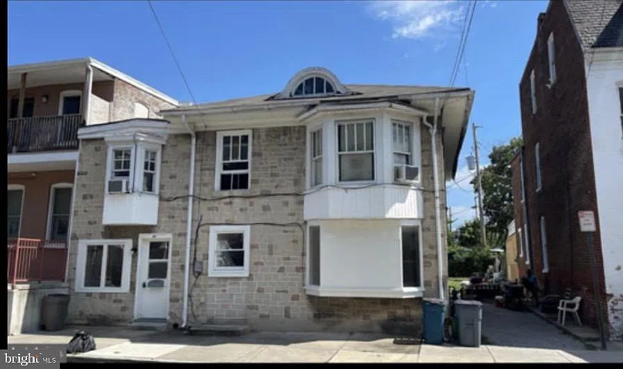 209 S West St