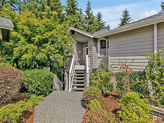 4th image of 16900 River Rock Drive #101