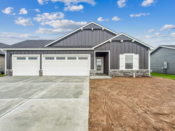 1606 N Topaz Ln, Mulvane, KS 67110