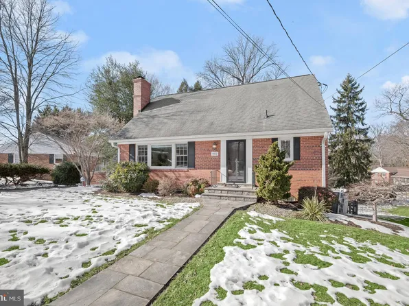 9802 Cable Dr, Kensington, MD 20895