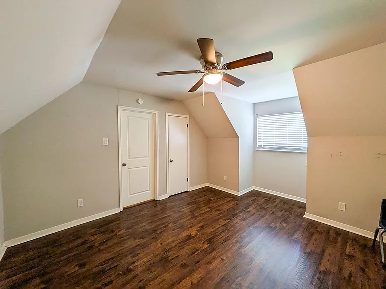 460 Belvedere Dr — Photo 32