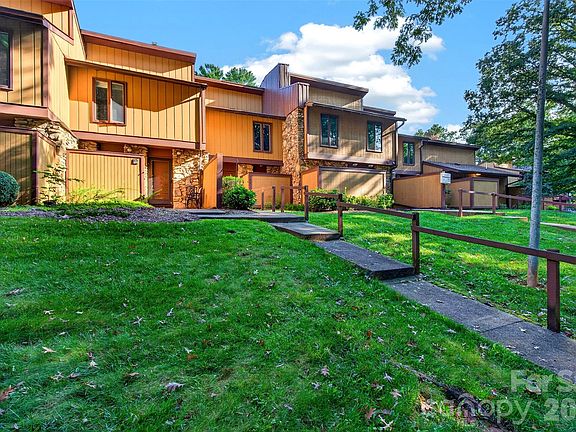 2nd image of 132 Colony Dr