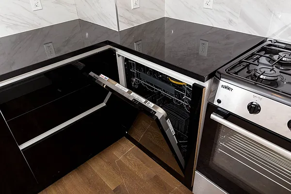 Rented by Nooklyn NYC LLC | media 14