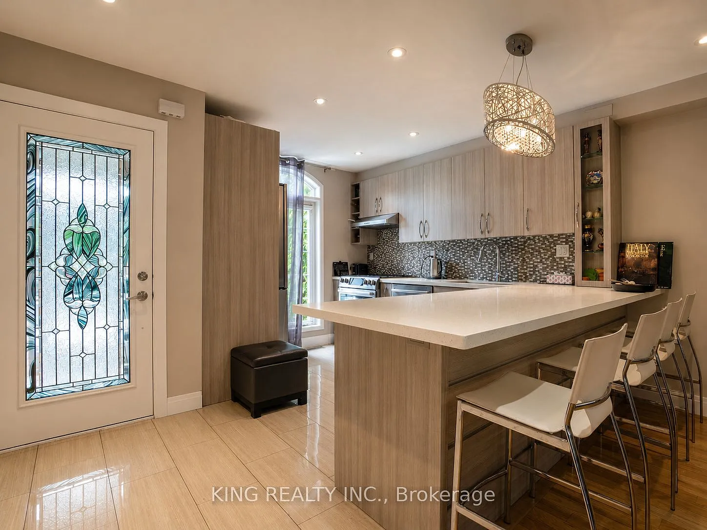 3 bed, $3,650 — Photo 4