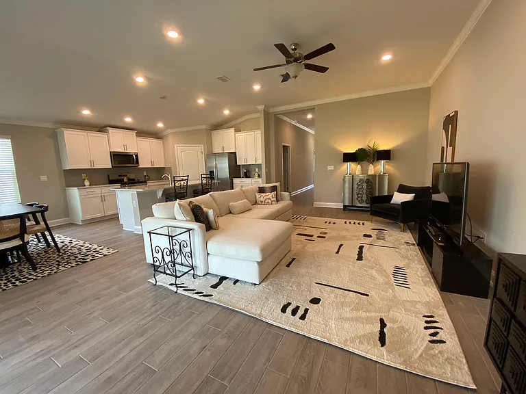 65 Zancara St — Photo 3