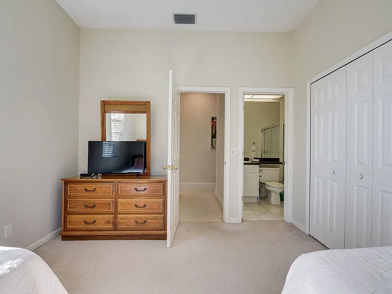 4653 Hadfield Dr — Photo 28